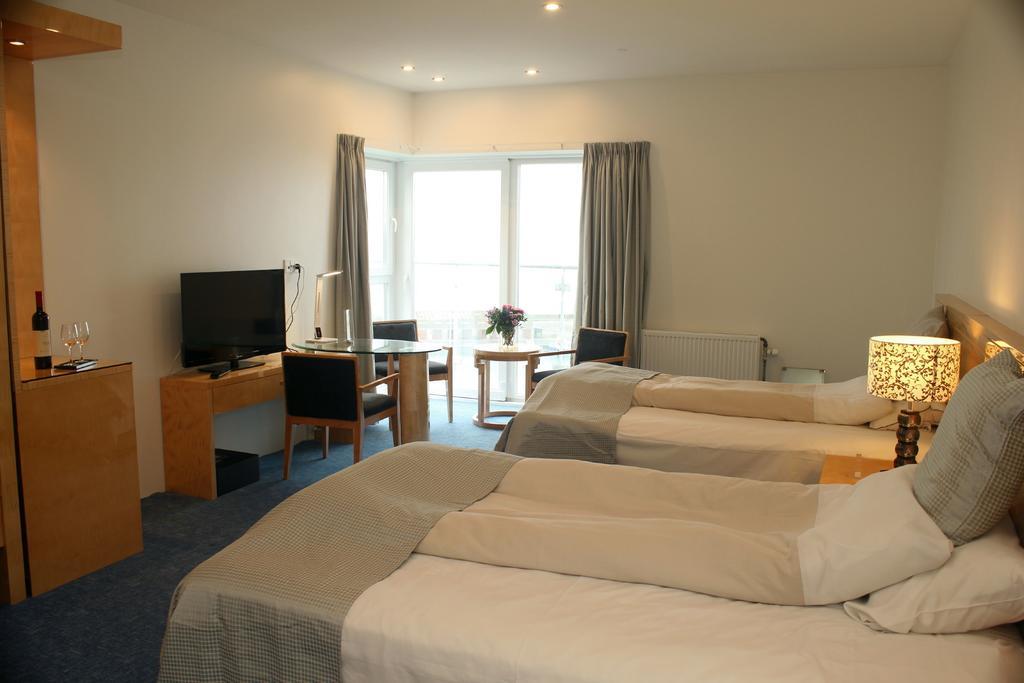 Seafront Hotel Hirtshals Rum bild