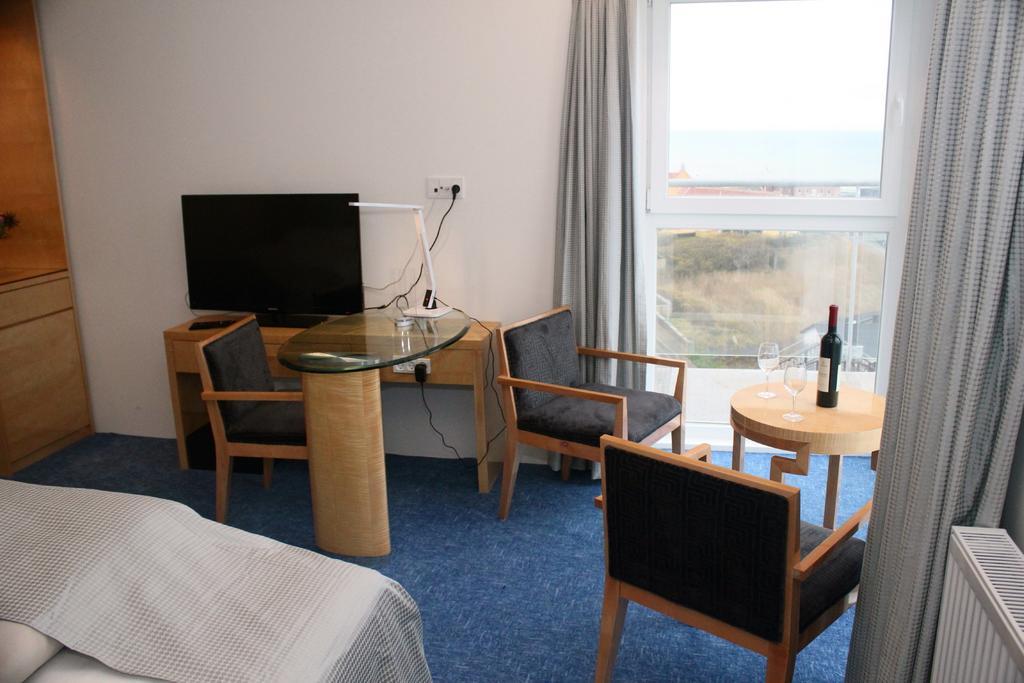 Seafront Hotel Hirtshals Rum bild